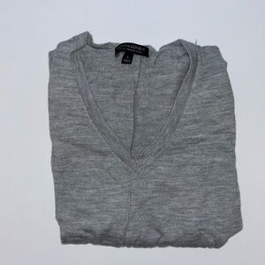 Banana Republic 100% Merino Wool Heathered Gray V Neck Sweater